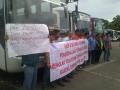 20140106_142810_demo-supir-bus-lebak-bulus.jpg