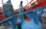 20140106_211500_distribusi-gas-elpiji-12-kg-di-batam.jpg