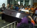 20140108_181738_jenazah-korban-penembakan-opm.jpg