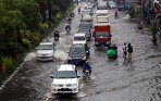 20140109_095202_banjir-jalan-gunung-sahari-mangga-dua.jpg