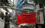 20140112_173403_pembangunan-pusat-kesehatan-ibu-dan-anak-rscm-disegel.jpg