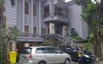 20140116_192251_rumah-mewah-sutan-bhatoegana-di-geledah-kpk.jpg