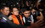 20140117_105616_anas-diperiksa-untuk-pertama-kalinya-setelah-ditahan.jpg