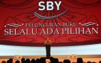 20140117_234054_peluncuran-buku-sby-selalu-ada-pilihan.jpg