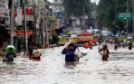 20140118_204627_banjir-di-bidara-cina-jatinegara.jpg