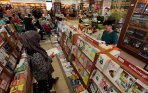 20140123_002549_buku-memetik-matahari-ceo-kompas-gramedia-agung-adiprasetyo.jpg