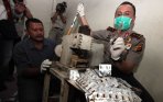 20140124_221608_kapolda-jabar-tinjau-pabrik-obat-palsu.jpg