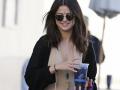 20140124_230453_selena-gomez-djarum.jpg