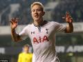 20140128_184638_midfielder-lewis-holtby.jpg