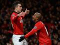 20140129_044858_ashley-young-dan-vanpersieeeee.jpg