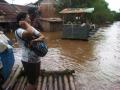 20140130_160953_warga-kampung-pulo-nih2.jpg