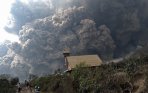 20140202_172640_belasan-tewas-diterjang-awan-panas-gunung-sinabung.jpg