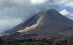 20140205_091728_gunung-sinabung-meletus.jpg