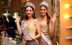 20140205_175620_miss-universe-2013-bersama-puteri-indonesia-2014.jpg