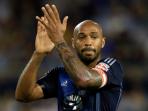 20140218_041434_thierry-henry-tepuktangannnnn.jpg