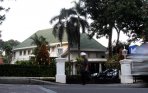 20140221_013308_rumah-dinas-jokowi-di-sadap.jpg