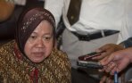 20140225_105522_tri-rismaharini-bertemu-priyo-budi-santoso.jpg