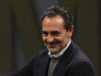 20140225_115019_cesare-prandelli-aloneeeeeee.jpg