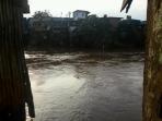 20140226_123851_banjir-di-kampung-pulo27.jpg