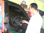 20140227_112202_mobil-caleg-pdip-dibakar.jpg