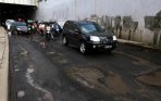20140227_133429_jalan-basuki-rahmat-rusak-dan-berlubang.jpg