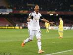 20140228_015207_jonathan-de-guzman-2.jpg