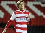 20140228_084843_louis-tomlinson-doncaster-debut.jpg