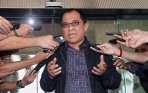 20140303_164833_akbar-faizal-jenguk-anas.jpg