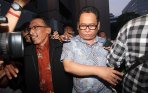 20140306_003957_amir-hamzah-mantan-wakil-bupati-lebak-diperiksa-kpk.jpg