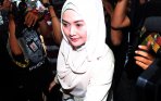 20140307_214124_eddies-adelia-penuhi-panggilan-penyidik-polda-metro-jaya.jpg