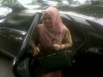 20140310_133913_eddies-adelia-datangi-polda-metro-jaya.jpg