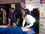 20140311_101844_penandatanganan-kerja-sama-kadin-sulsel-bersama-delegasi-eropa.jpg
