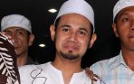 20140312_193603_ustaz-guntur-bumi-bertemu-mui.jpg