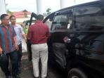 20140314_103739_sekretaris-dinas-pu-nunukan-zainuddin-saat-akan-menjalani-eksekusi.jpg