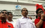 20140316_191059_jokowi-berkeliling-museum.jpg