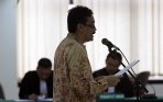 20140317_154718_andi-bacakan-eksepsi-di-pengadilan-tipikor.jpg