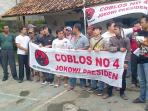 20140321_192923_warga-kampung-deret-dukung-jokowi.jpg