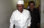 20140326_174233_hilmi-aminuddin-saksi-maria-elizabeth-liman.jpg