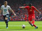 20140331_000614_luis-suarez-tendangankebotttt.jpg