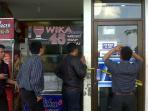 20140401_114052_atm-bca-semarang-dibobol.jpg