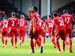 20140404_203725_skuad-liverpool-luis-suarez-merayakan-gol.jpg