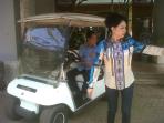 20140409_142625_sutiyoso-mencoblos-bareng-istri.jpg