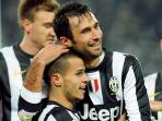 20140415_040444_sebastian-giovinco-dan-fernando-llorente.jpg