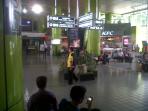 20140418_144613_suasana-stasiun-gambir.jpg