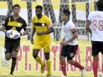 20140419_055543_dedy-iman-kiper-barito-putera.jpg