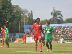20140421_080733_striker-martapura-fc-brima-pepito-sanusie.jpg