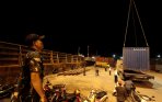 20140421_230452_puluhan-kontainer-timah-ilegal-diamankan.jpg