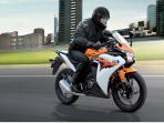 20140424_162937_honda-cbr150-r-baru.jpg