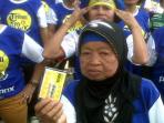 20140427_161414_tribun-fun-walk-nenek-nenek-juga-ikut.jpg