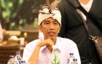 20140430_003043_jokowi-makan-malam-di-bali.jpg